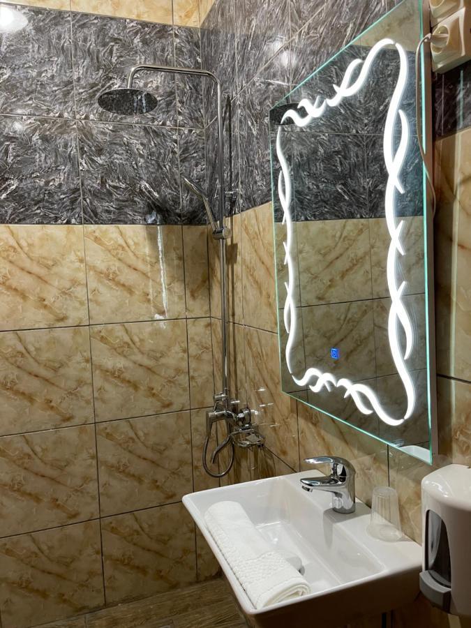 La Rochelle Hotel Yaounde Exterior photo